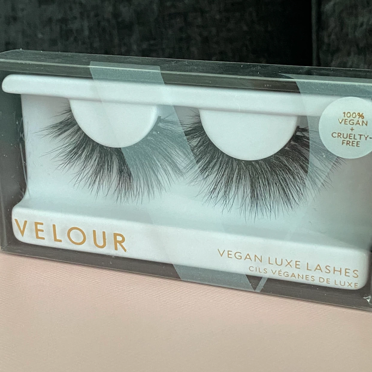 Velour Vegan Luxe Lashes 25 USES (reg$34)