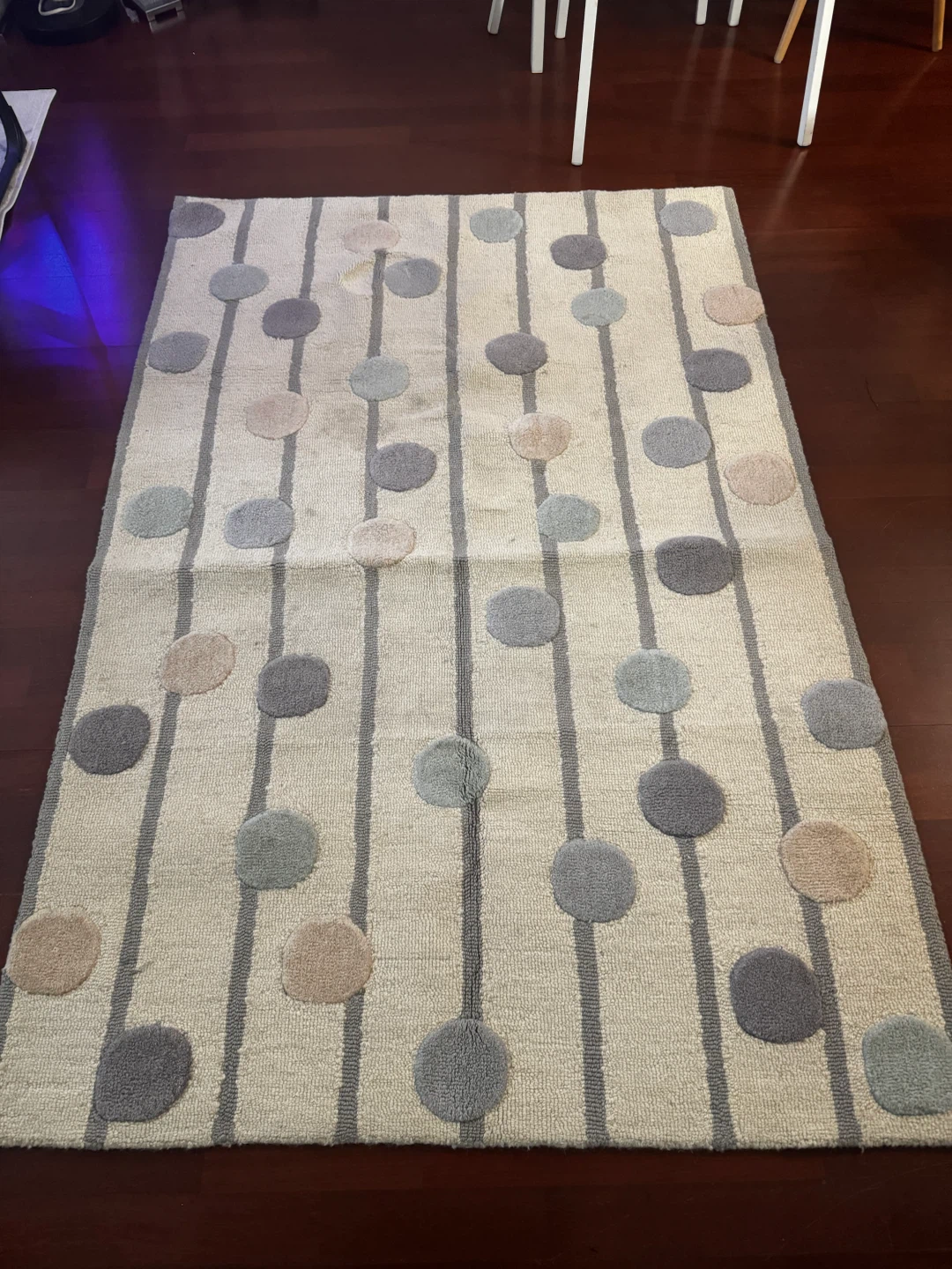 Safavieh Kids Confetti Dots Wool Rug 4' x 6'