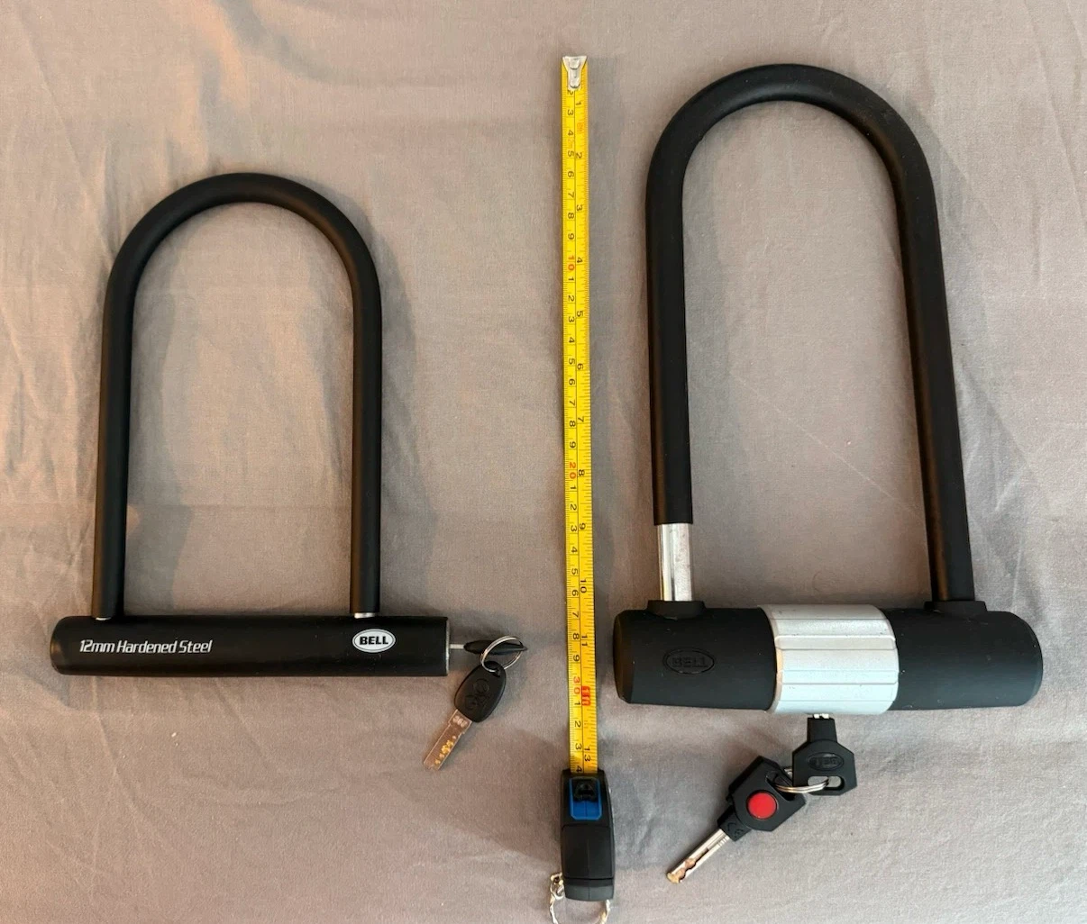 Bell U-locks with a coiled cables