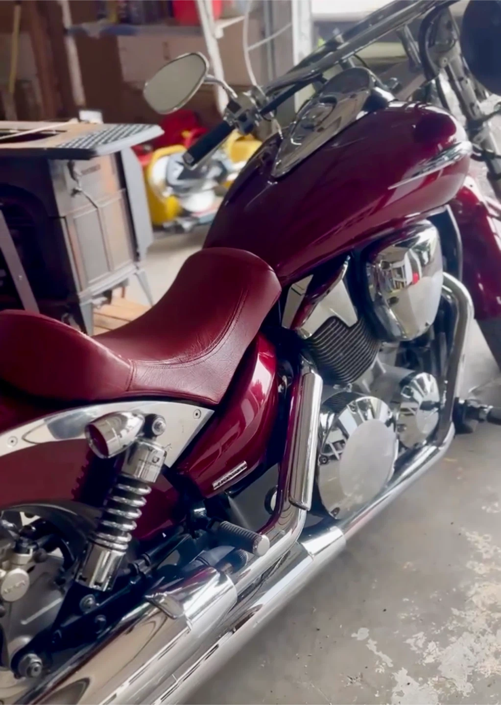 Honda VTX Motorcycle - Candy Red - photo 4