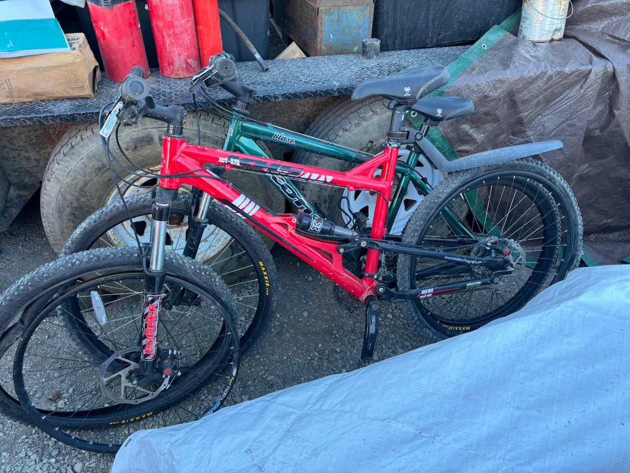 6 high end AmMountain Bicycles