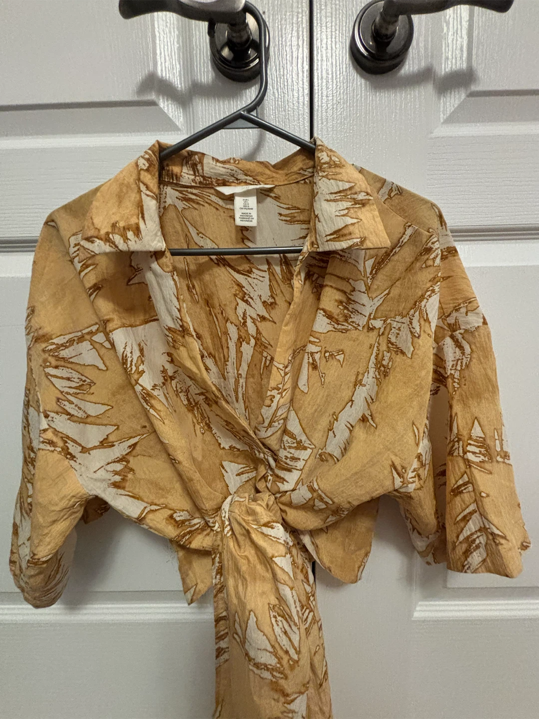 H&M Patterned Tie-Front Blouse - photo 2