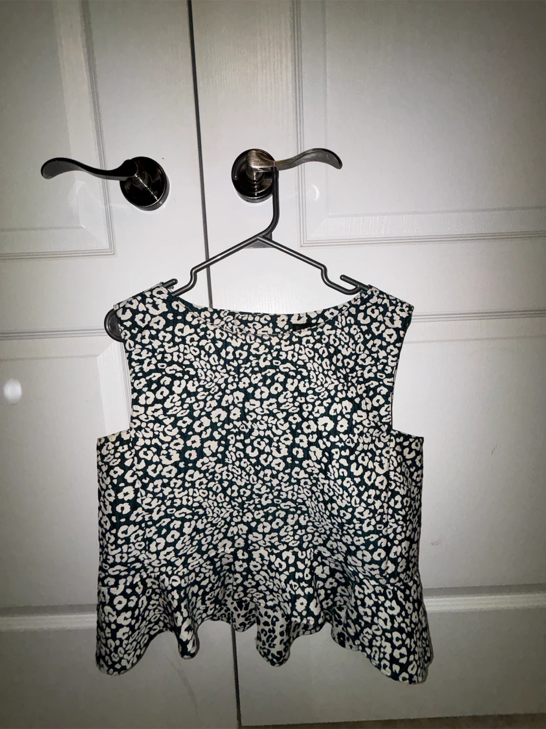 Leopard Print Sleeveless Top