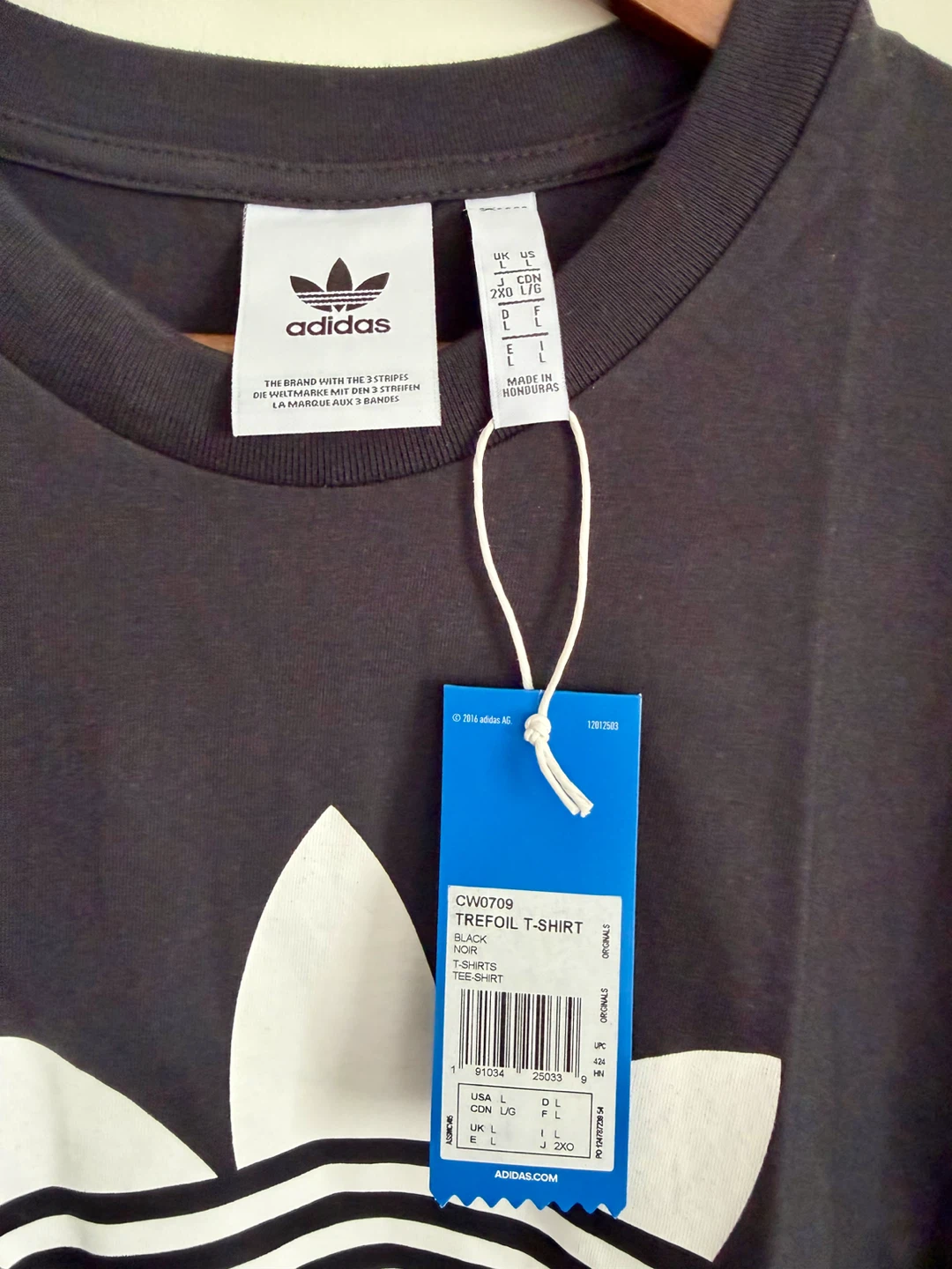 New Adidas Trefoil T-Shirt Black - photo 4