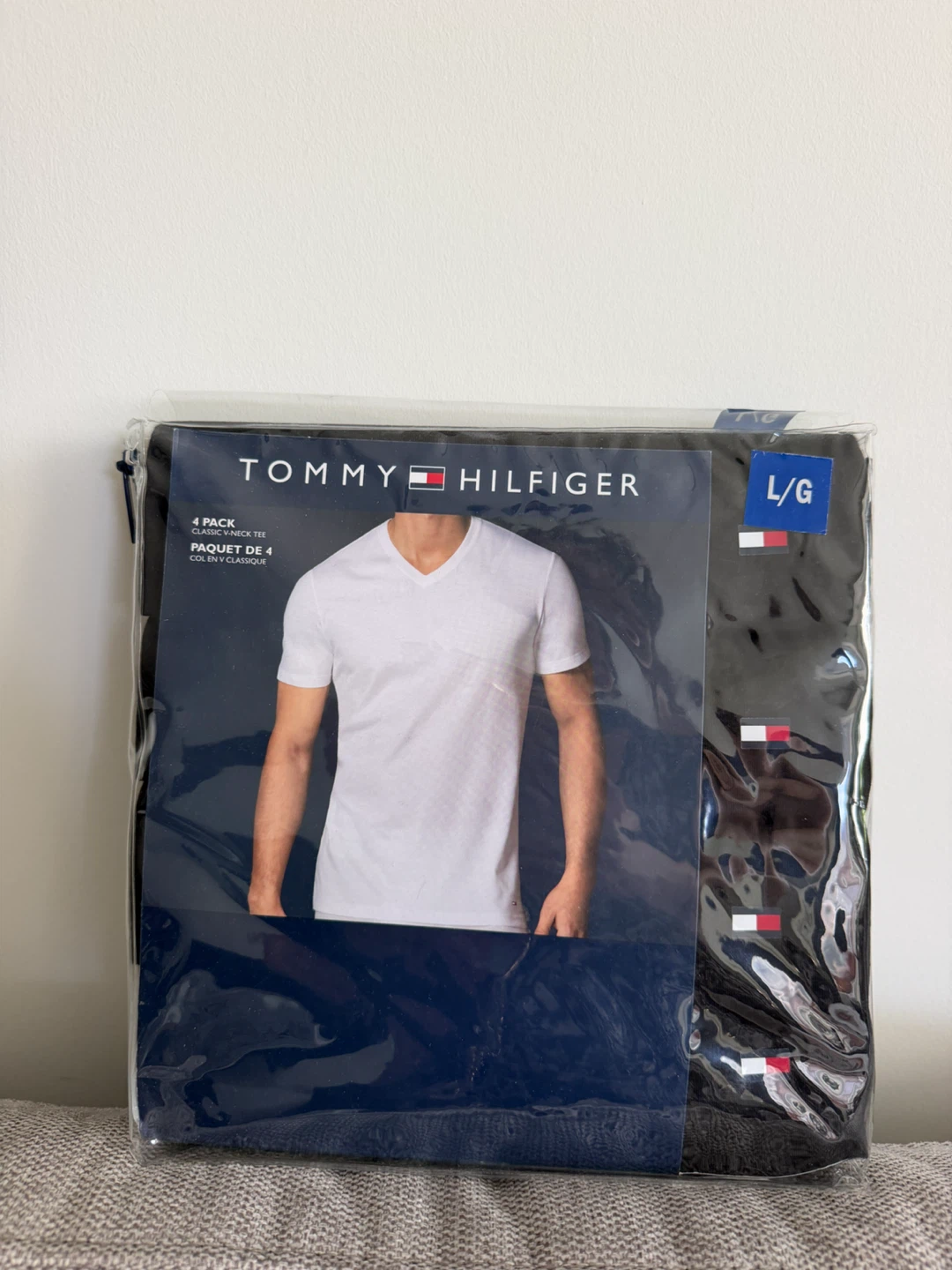 Tommy Hilfiger 4 Pack Classic V-Neck T-Shirts Large