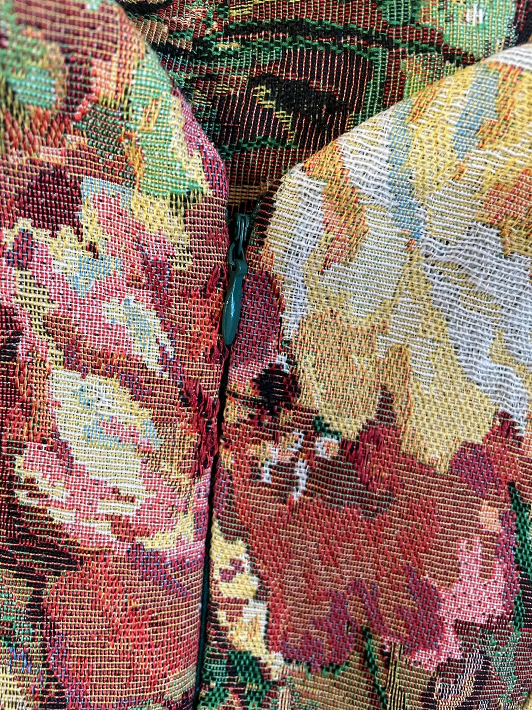 Royal Girl Vivienne Vintage Evening Gown Floral Tapestry Dress - photo 4
