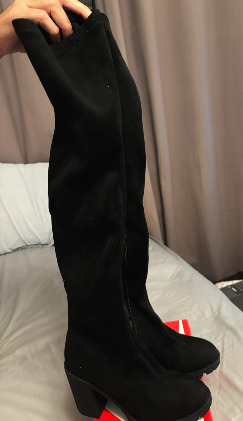 Black Over-the-Knee Boots Size 7