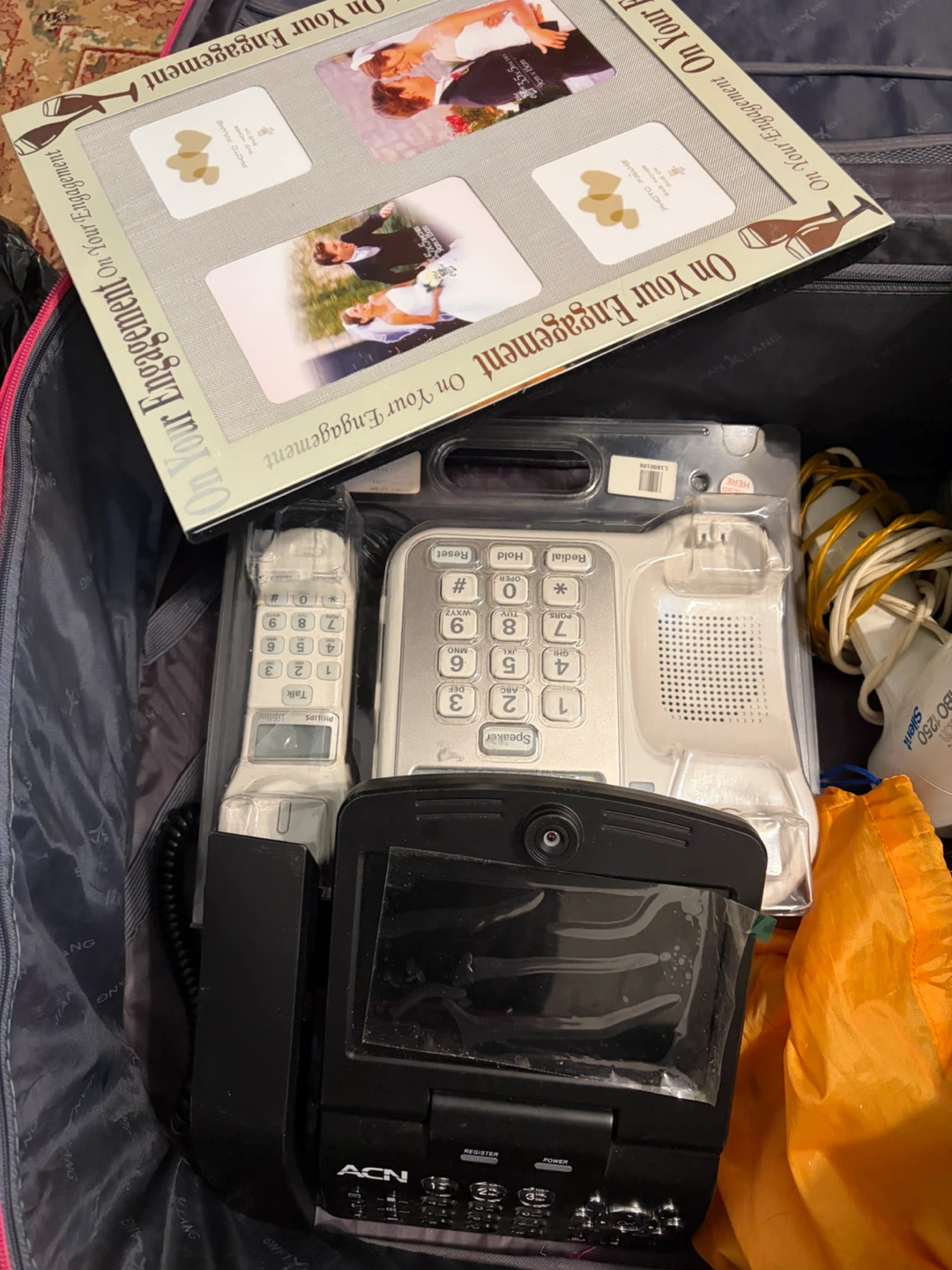 Jian Lang Pink Rolling Luggage all 30$ - photo 4