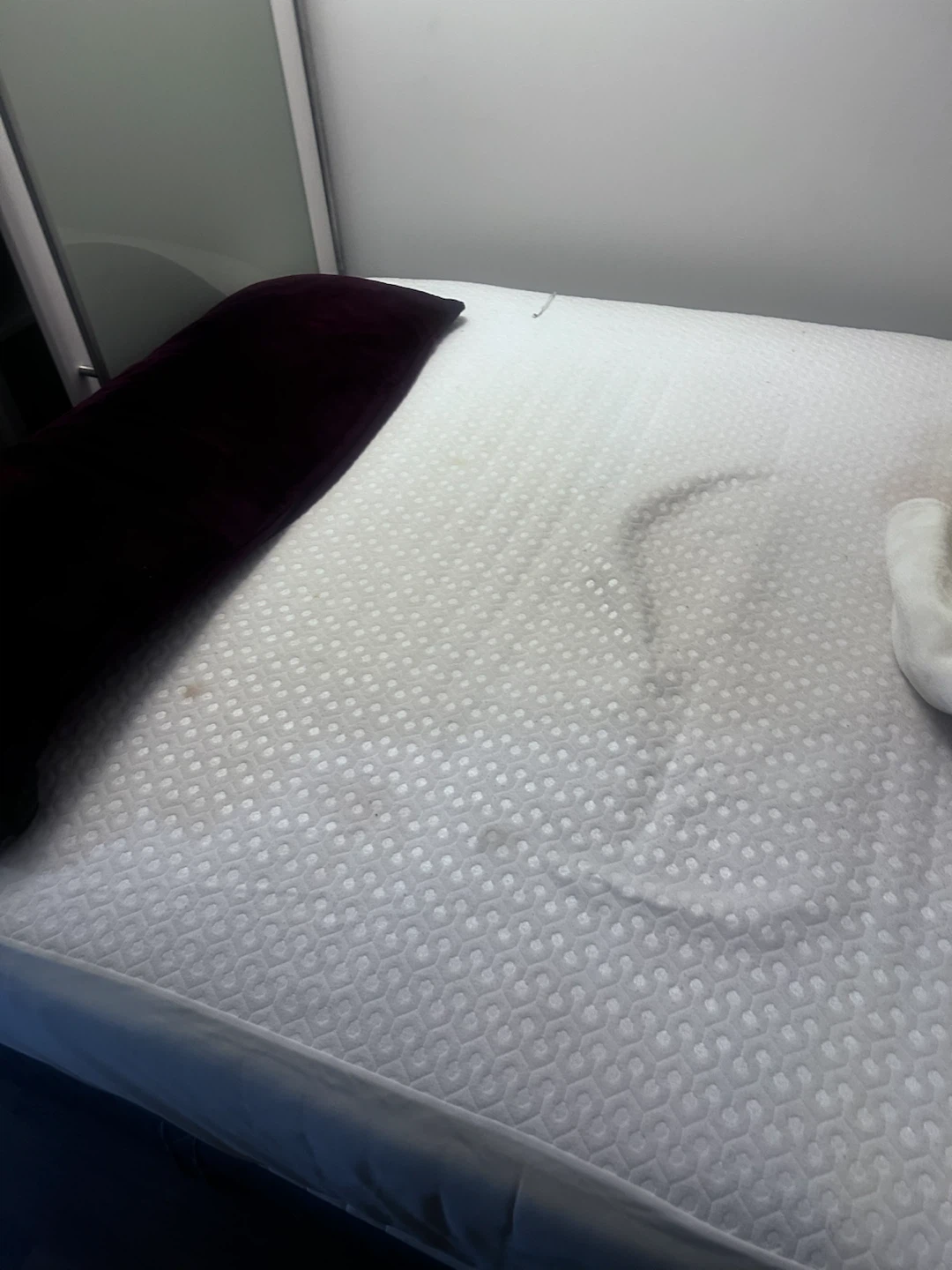 IKEA queen Mattress - photo 2