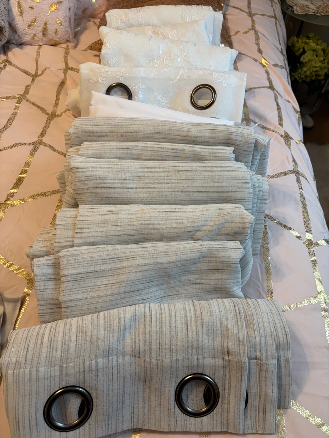 Set of grey striped and white embroidered curtains - photo 2