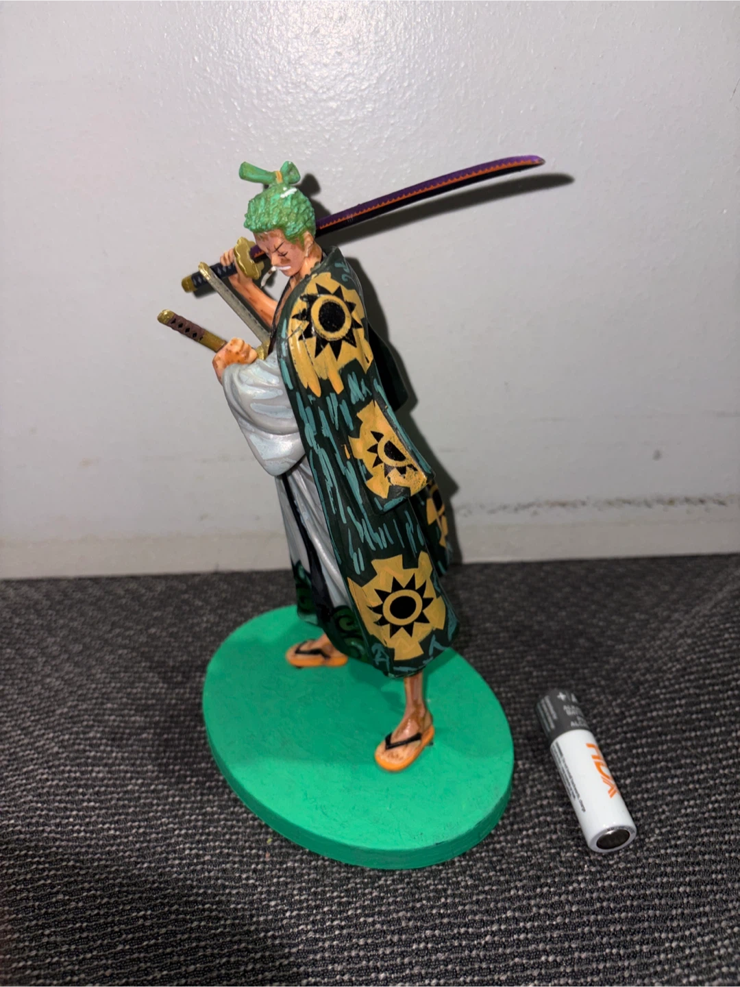 One Piece Roronoa Zoro Figure - photo 4