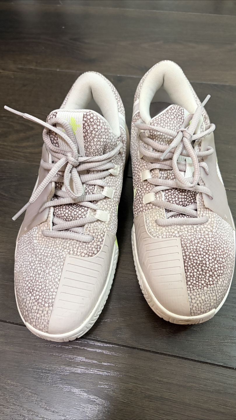 Nike Women's Shoes - Size 8.5 - photo 2