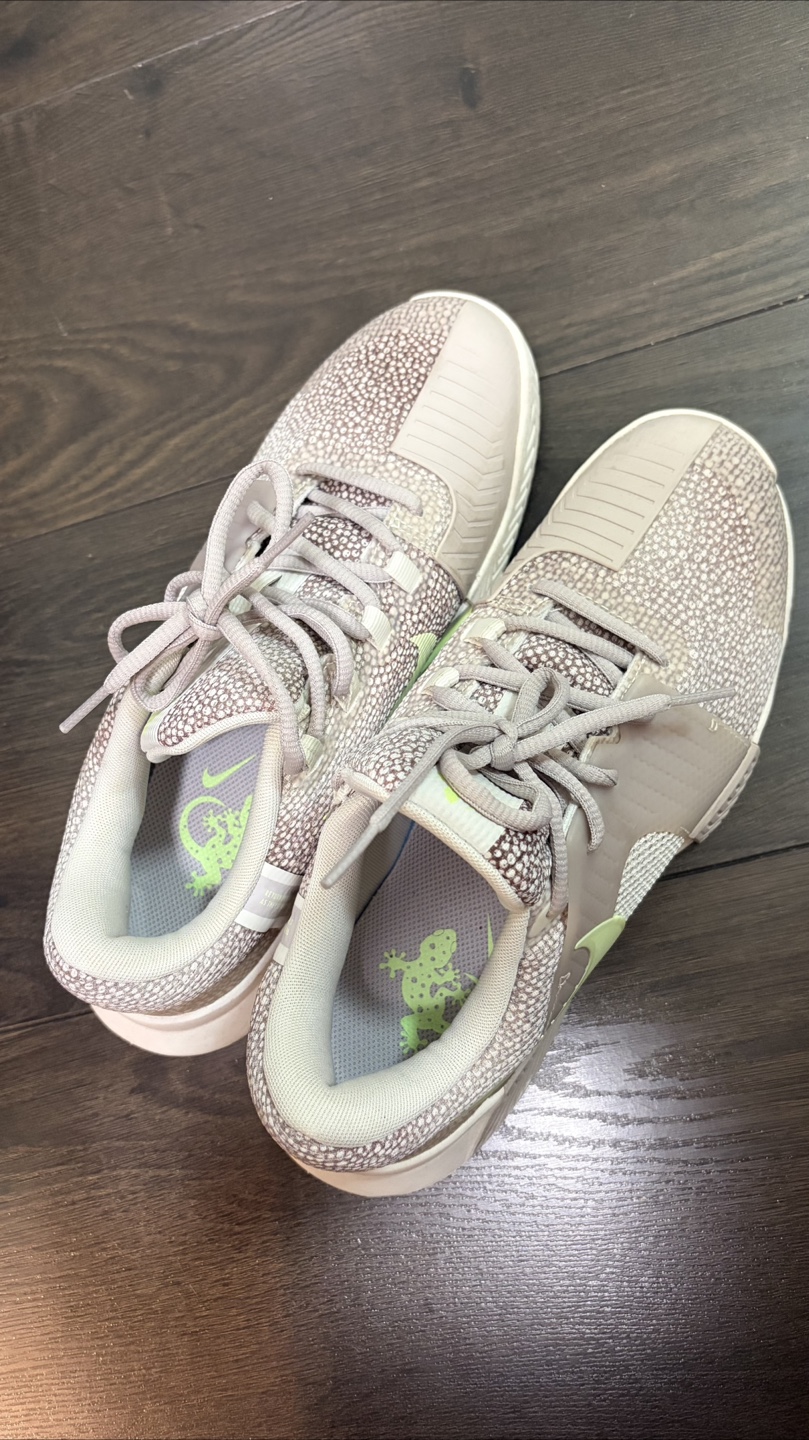Nike Women's Shoes - Size 8.5