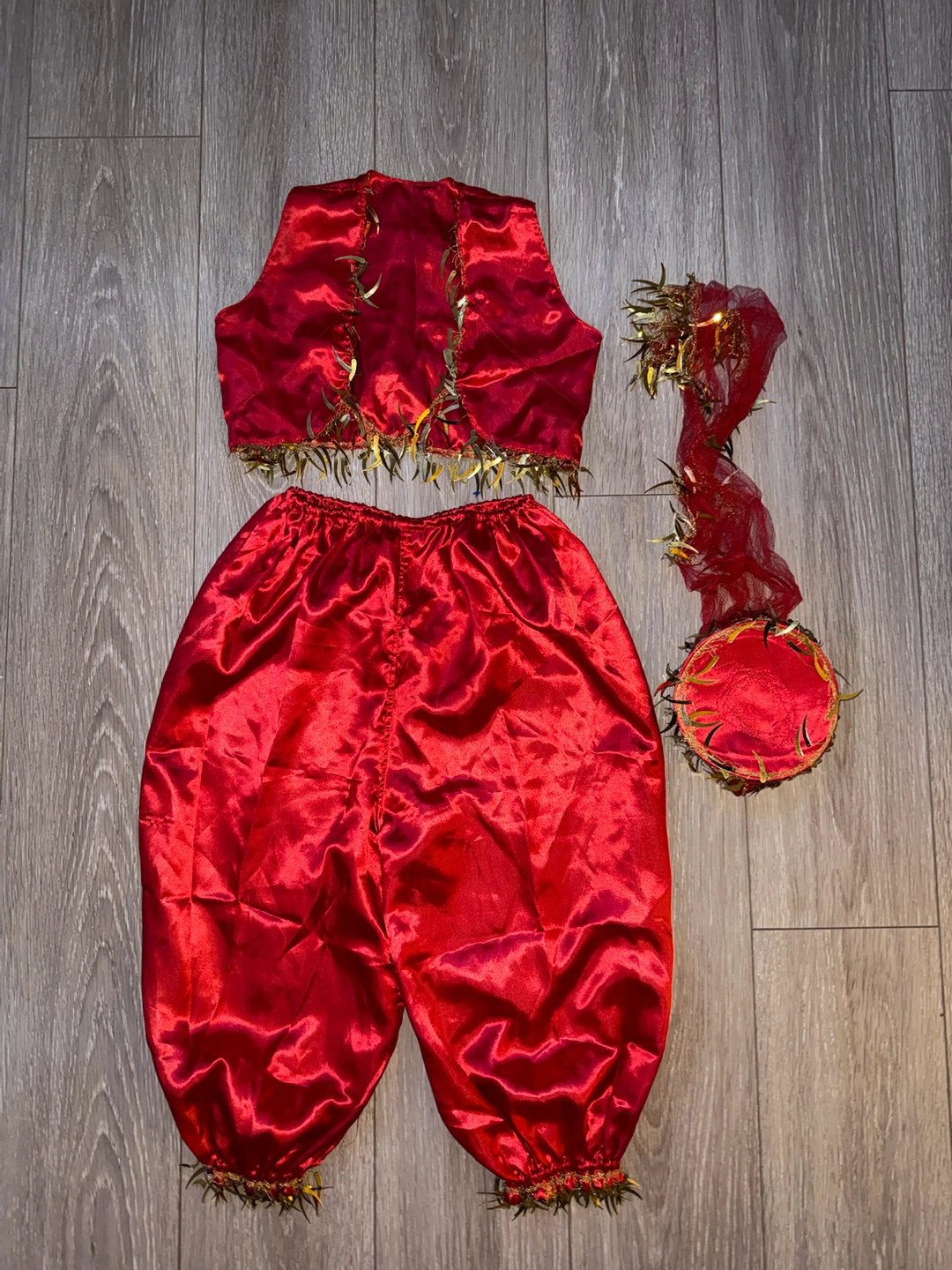 Children's Red Costume Set - photo 2