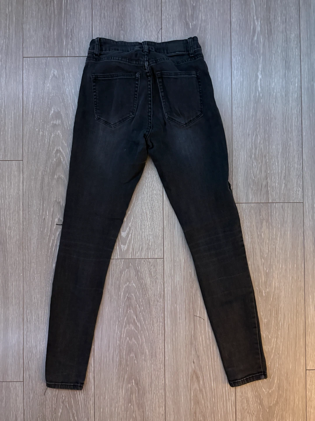 Black Ripped Skinny Jeans - photo 2