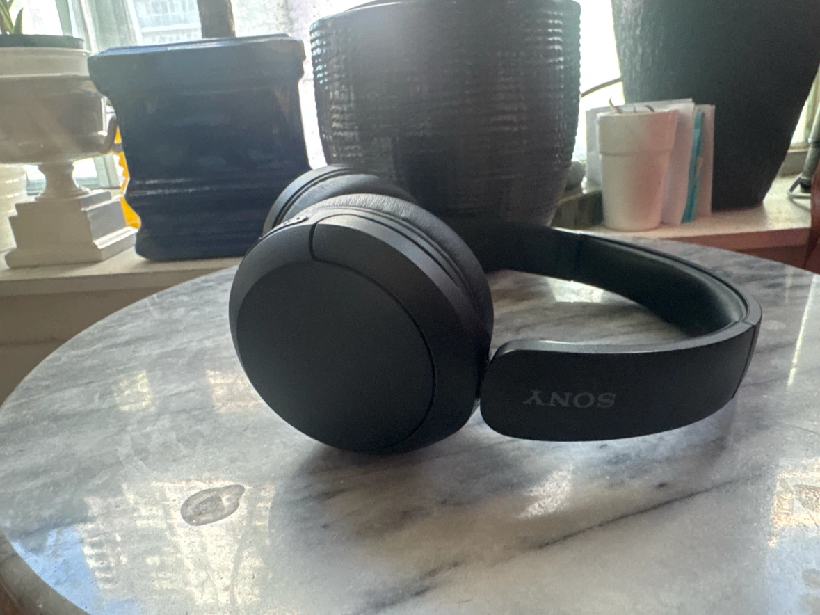 Sony Black Wireless Headphones