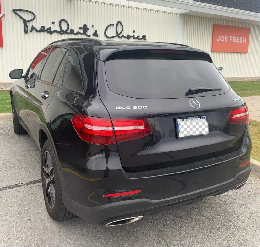 2019 Mercedes GLC 300 SUV (62,320 kms) - photo 3