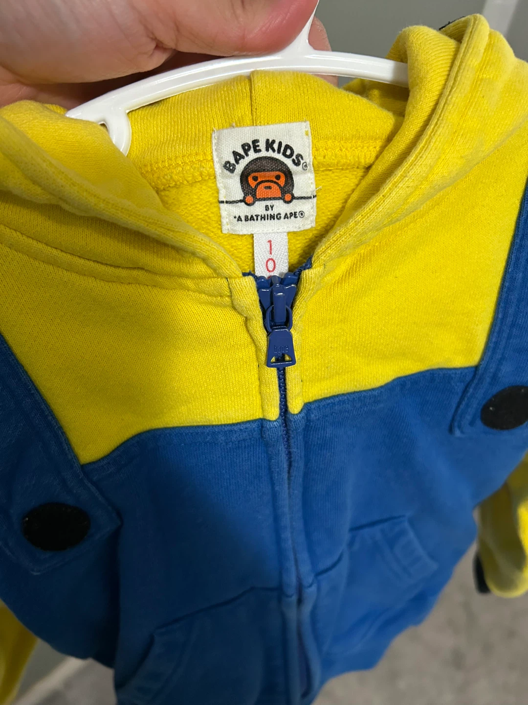 Bape Kids x Minions Hoodie Size 2T-3T - photo 3