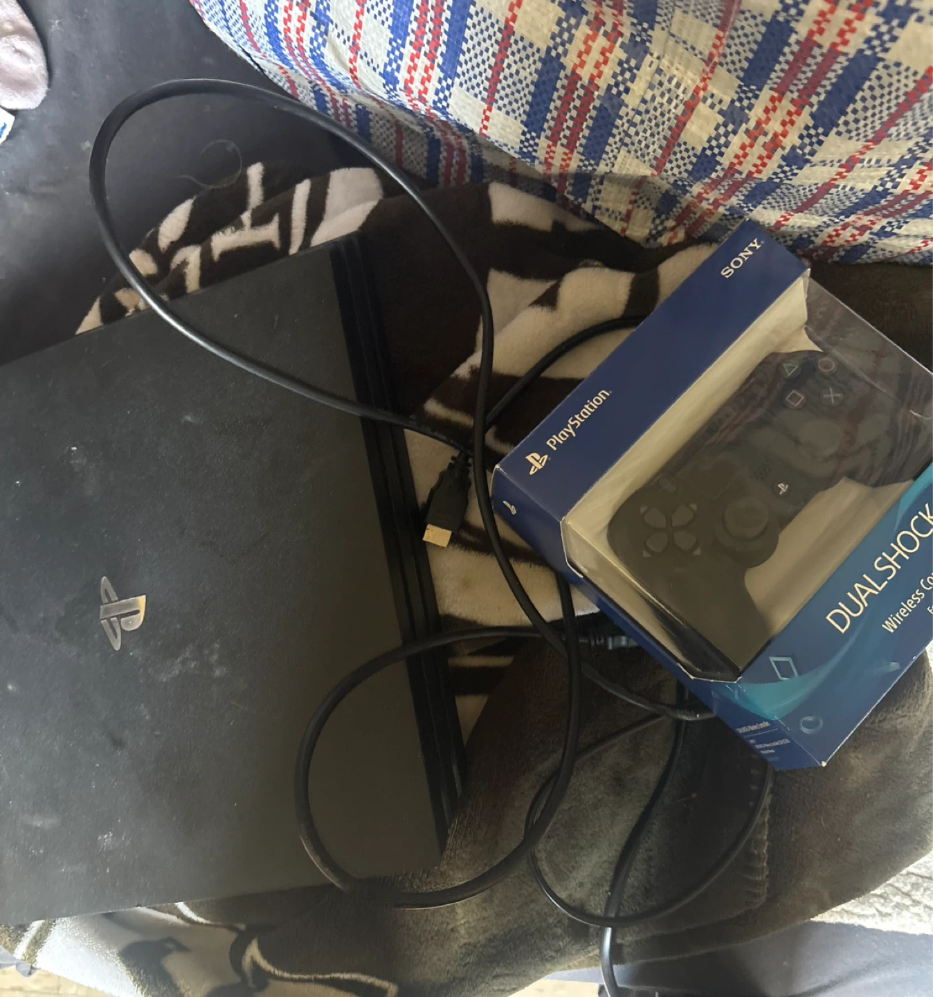 Sony PlayStation 4 Console with DualShock Controller