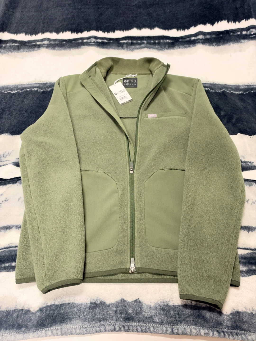 FIGS Moss Green On Shift Fleece Jacket Mens [SMALL] - photo 2
