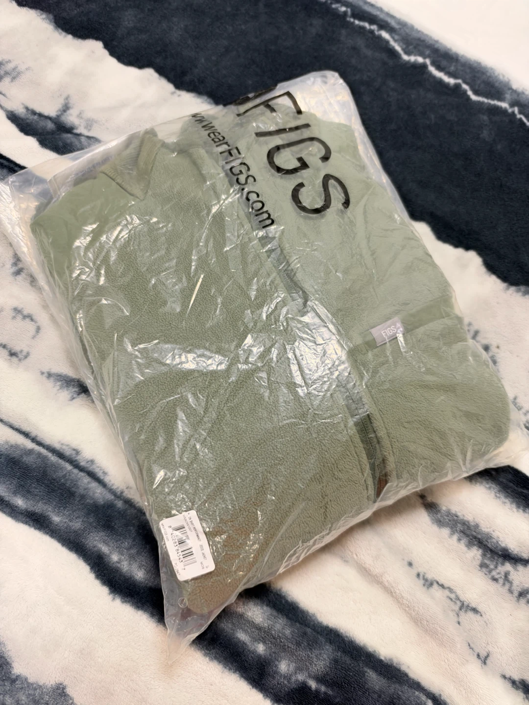FIGS Moss Green On Shift Fleece Jacket Mens [SMALL] - photo 4