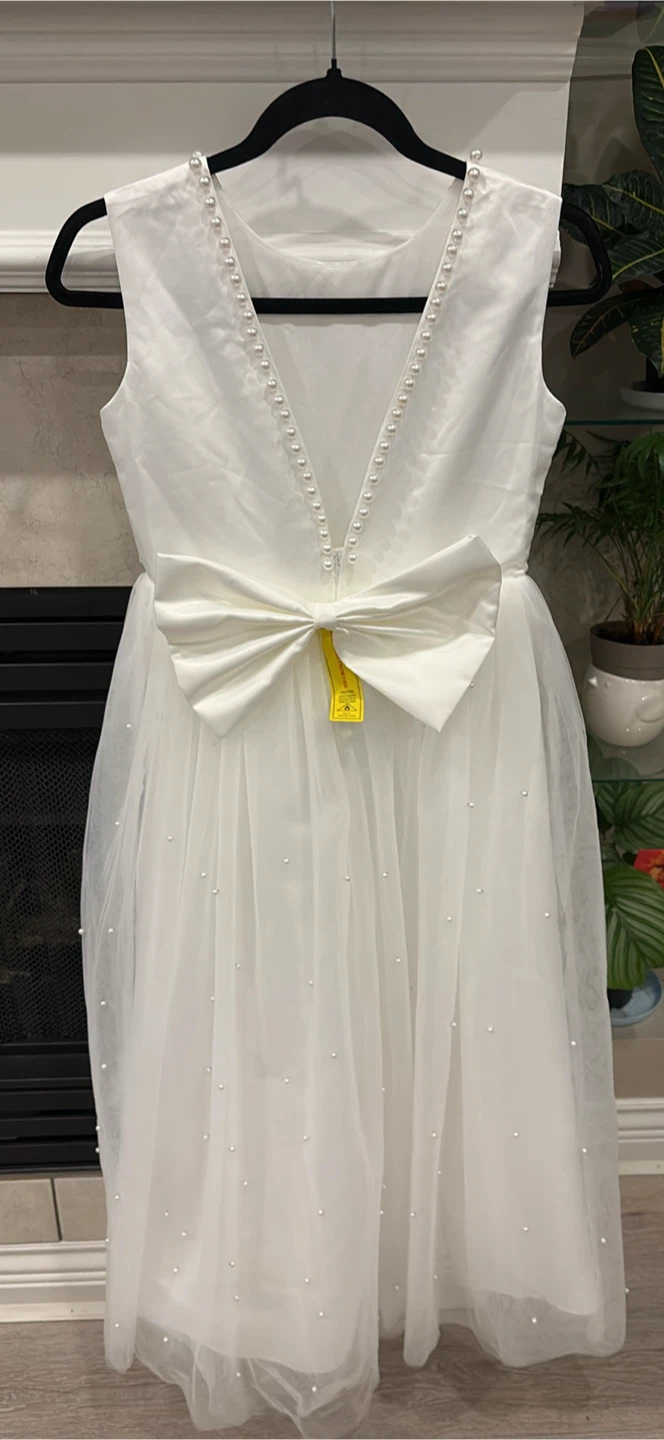 Brand new White Dress with Pearl Accents - photo 5