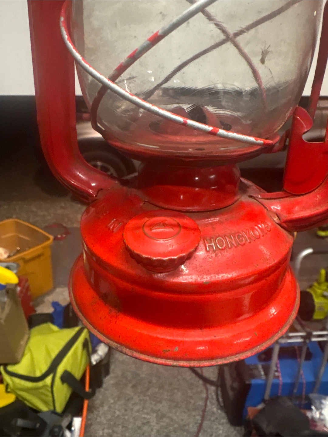 Vintage Globe Brand No. 303 Red Oil Lantern - photo 4