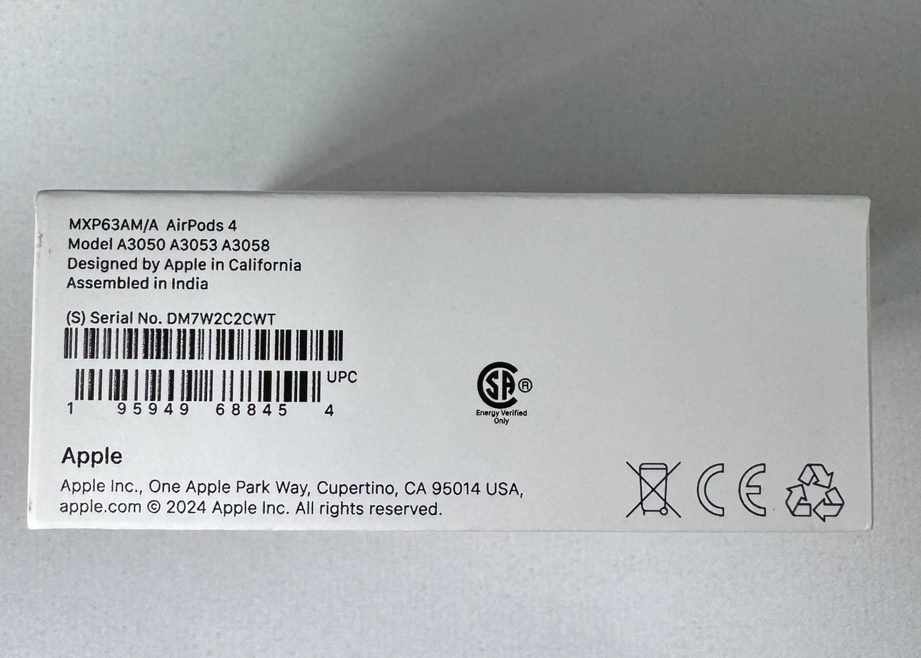 Apple AirPods 4 - photo 4