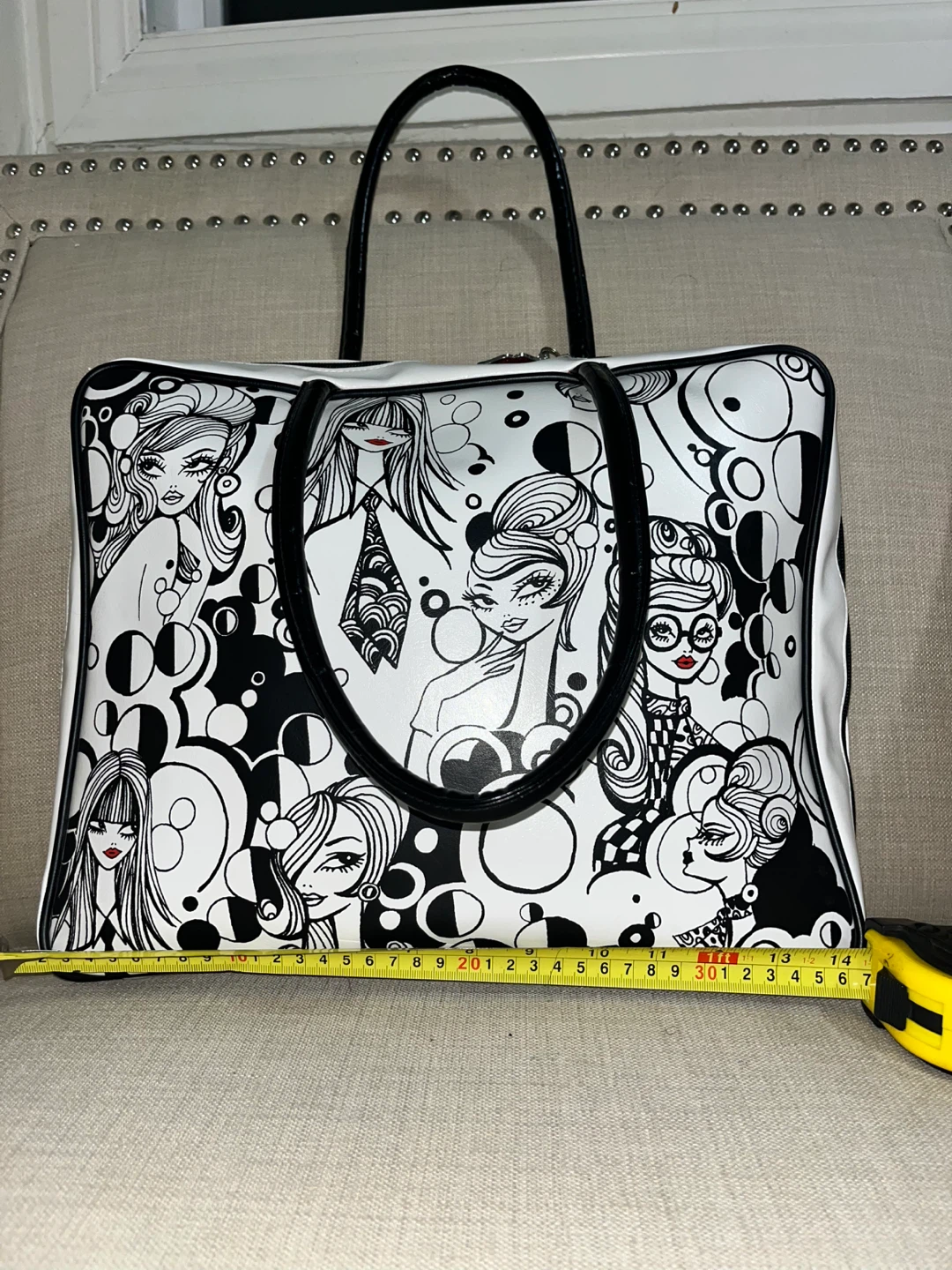 Miss Fluff Zip Laptop Tote Bag Black White Graphic Retro 60s - photo 2