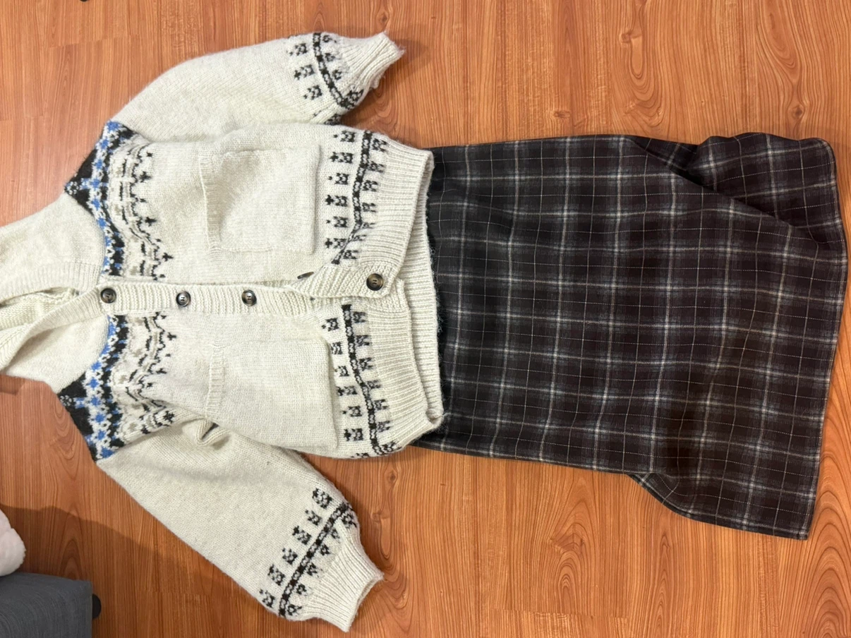 Knit Hooded Cardigan + Plaid Skirt Set 🤍