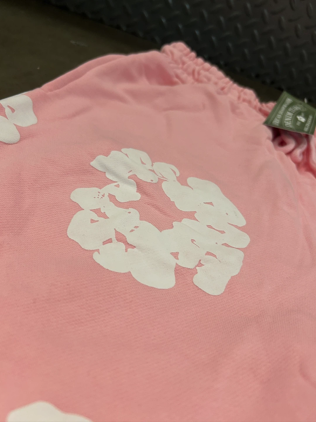 Denim Tears Cotton Wreath Sweatpants Pink - photo 3