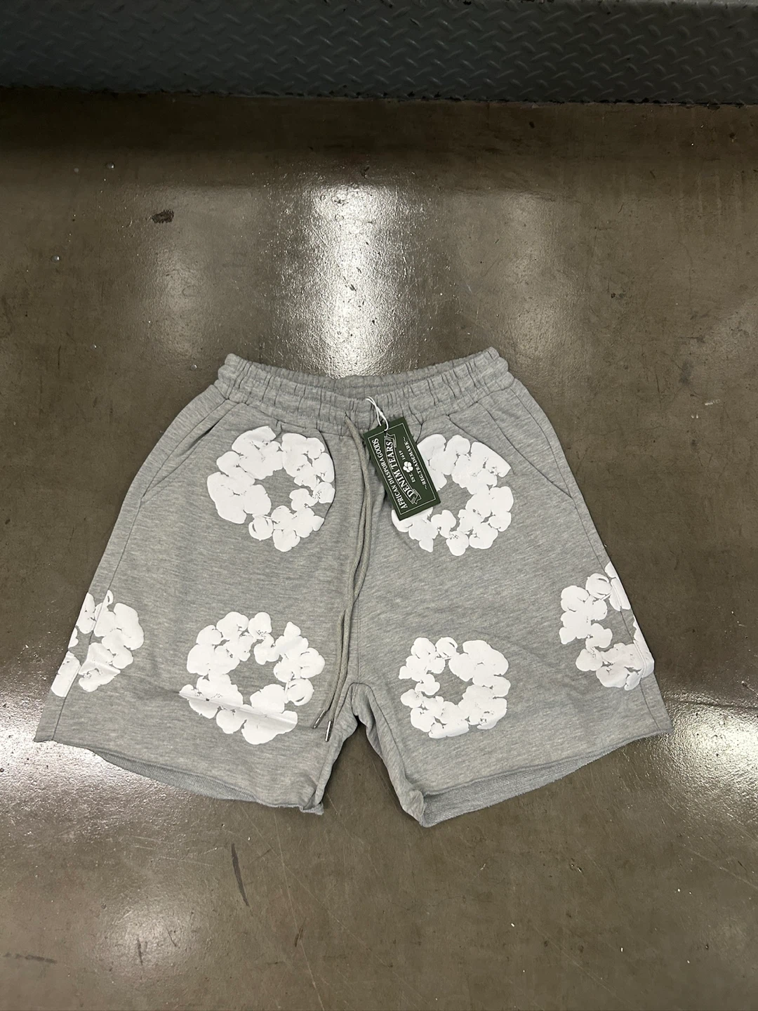 Denim Tears Cotton Wreath Shorts Gray