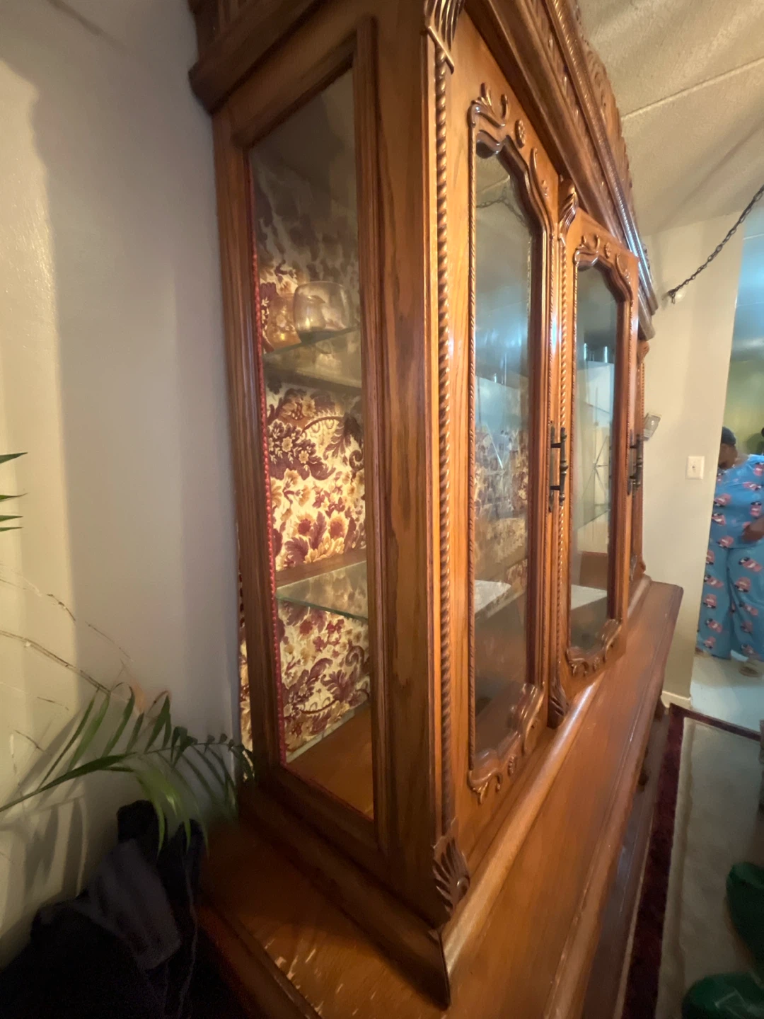 Vintage Oak China Cabinet - photo 2
