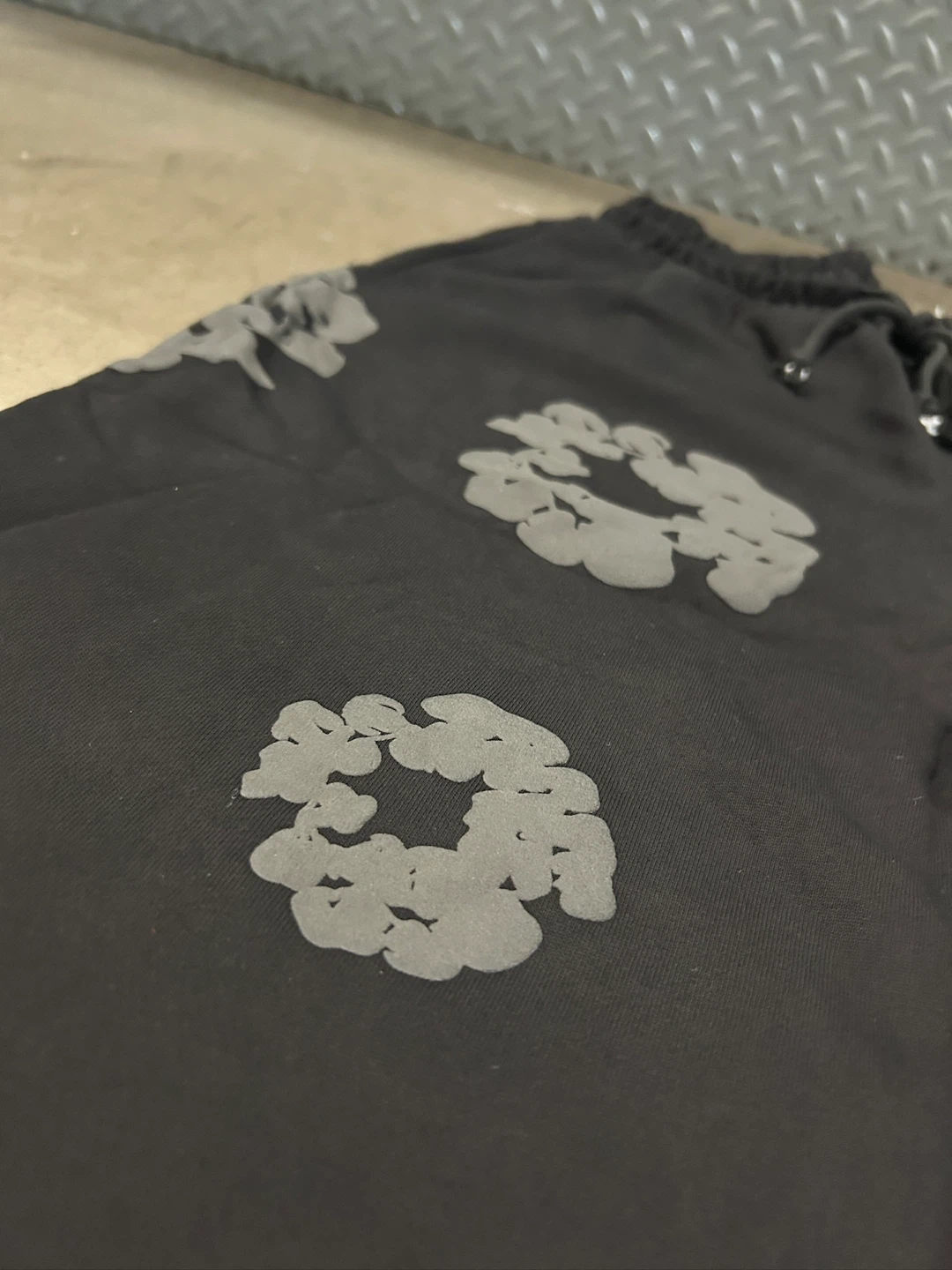 Denim Tears Sweatpants Black - photo 2