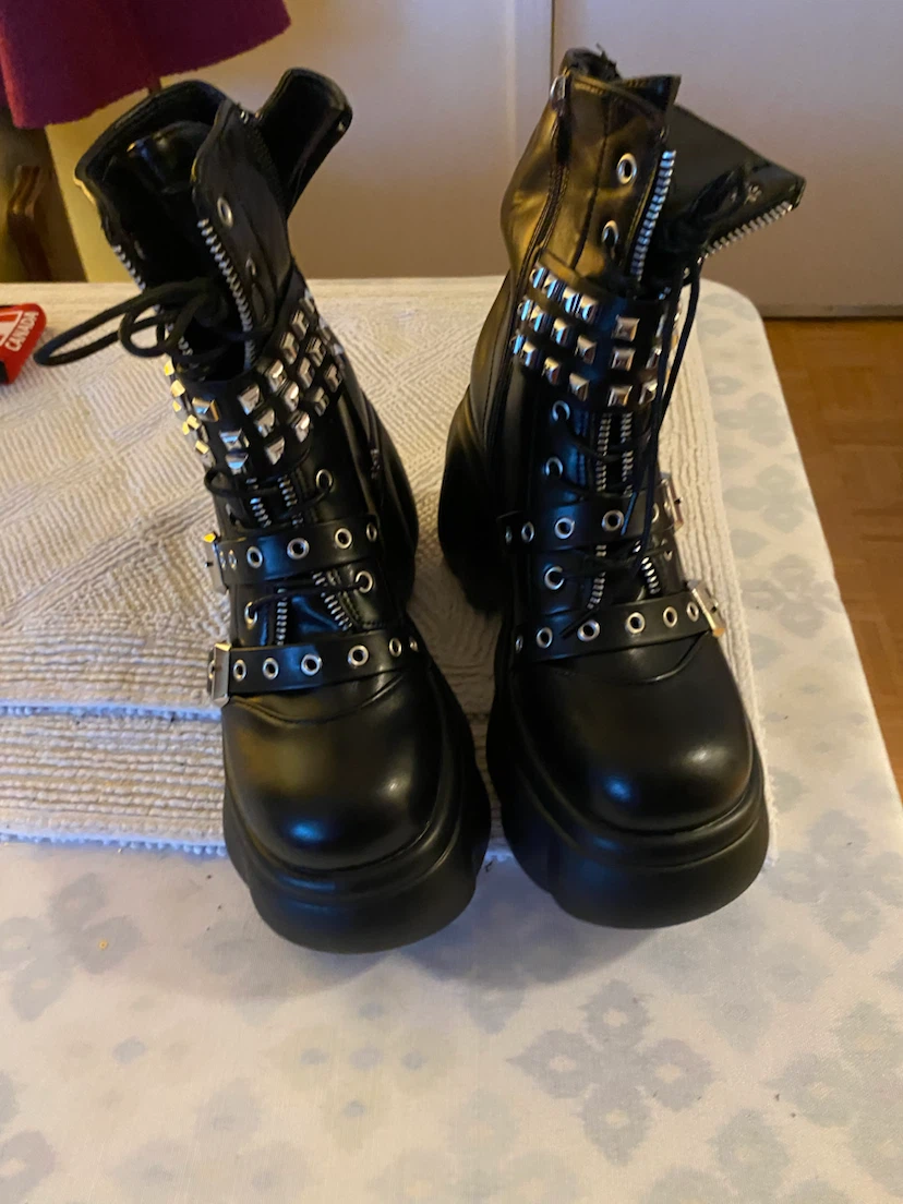 Black Studded Platform Boots - photo 2