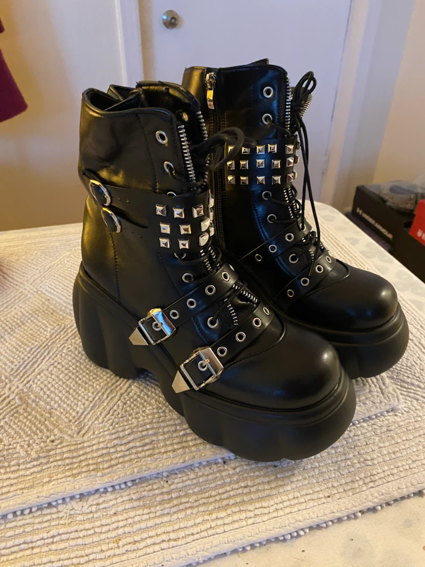 Black Studded Platform Boots - photo 3