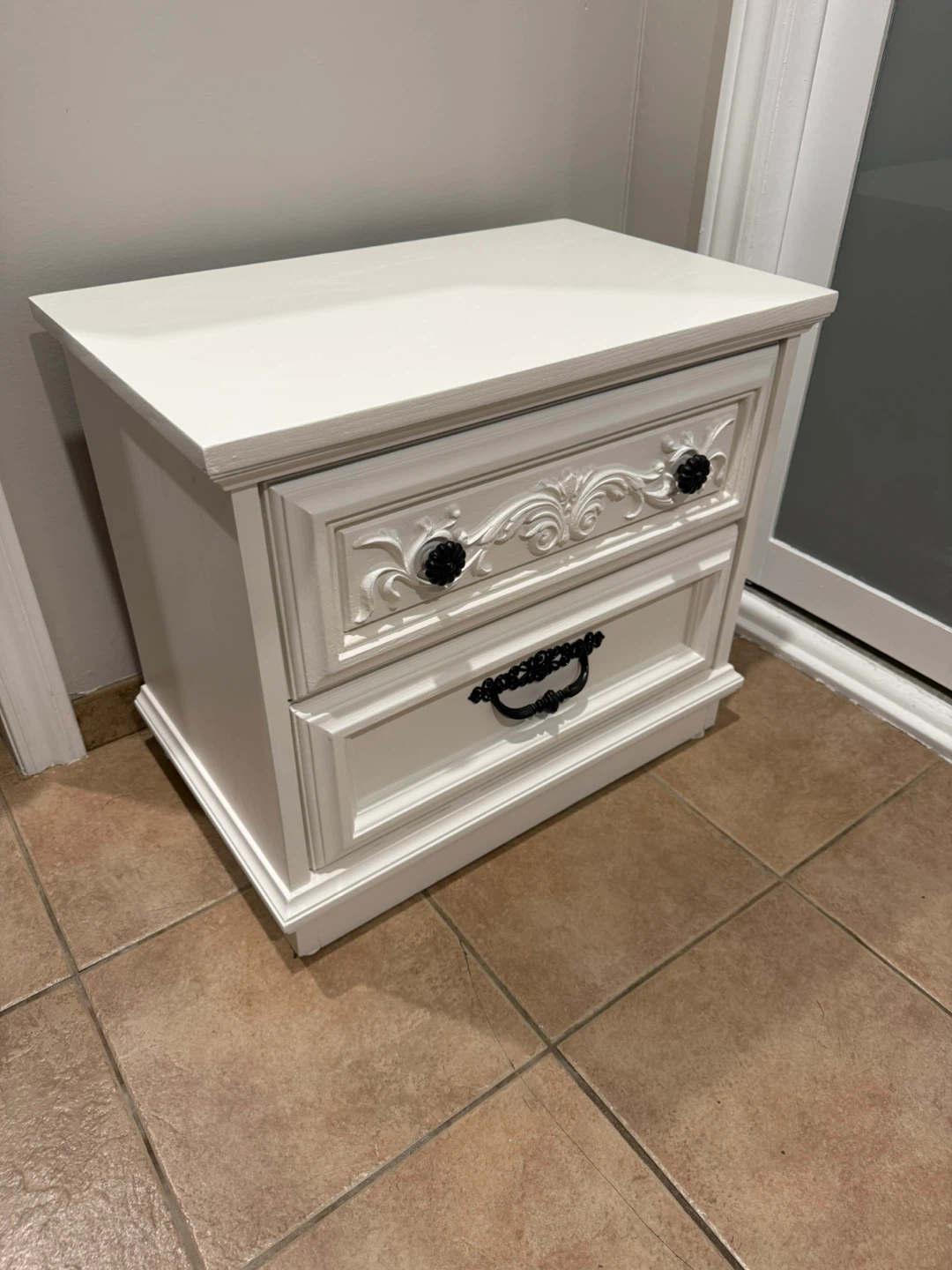 Vintage French Provincial Dresser | Refinished - photo 2