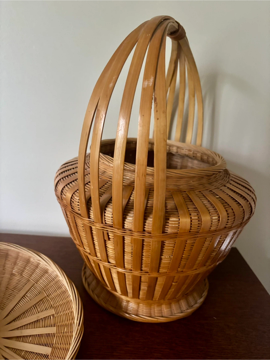 Vintage 14.5” Architectural Bentwood Bamboo Basket - photo 4