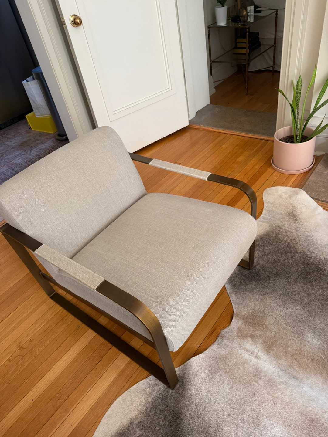 Modern Light Gray Accent Arm chair with Brass Metal Frame - photo 2