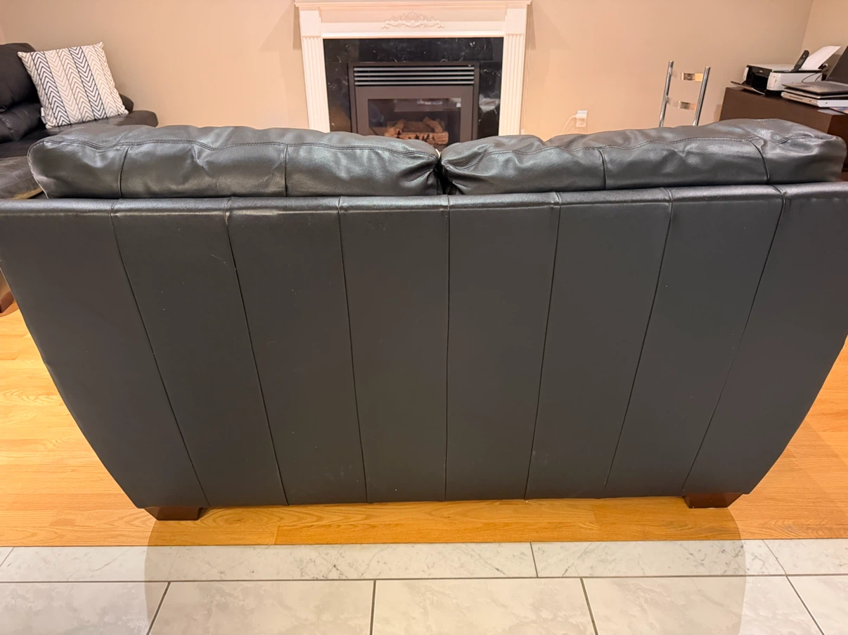Black Leather Loveseat - photo 3