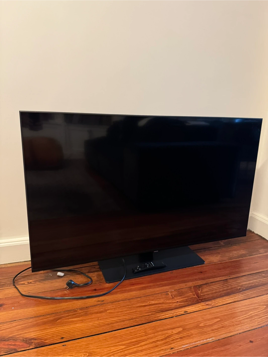Samsung 49-inch QLED TV