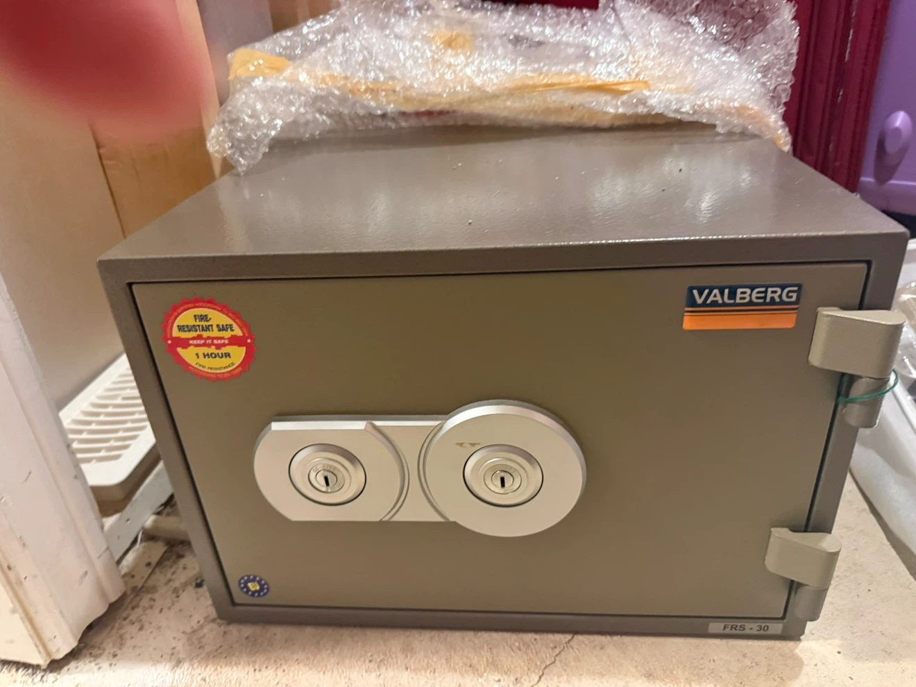 Valberg FRS-30 Fire Resistant Safe