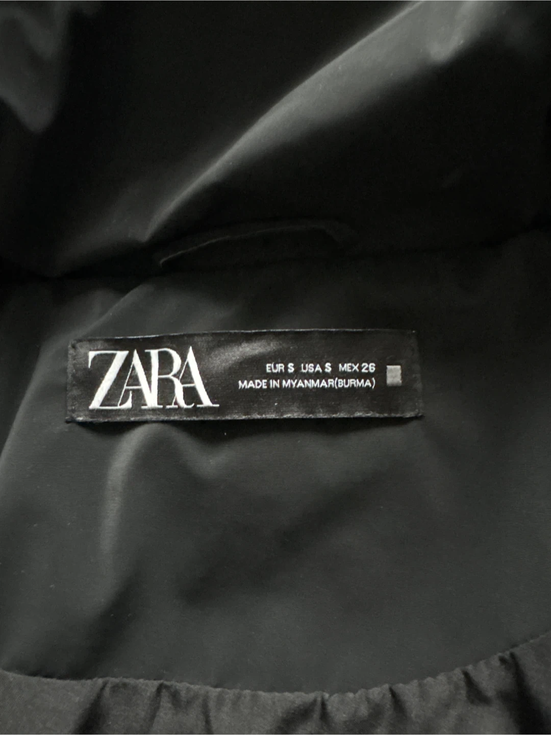 Zara black hooded puffer jacket - photo 2