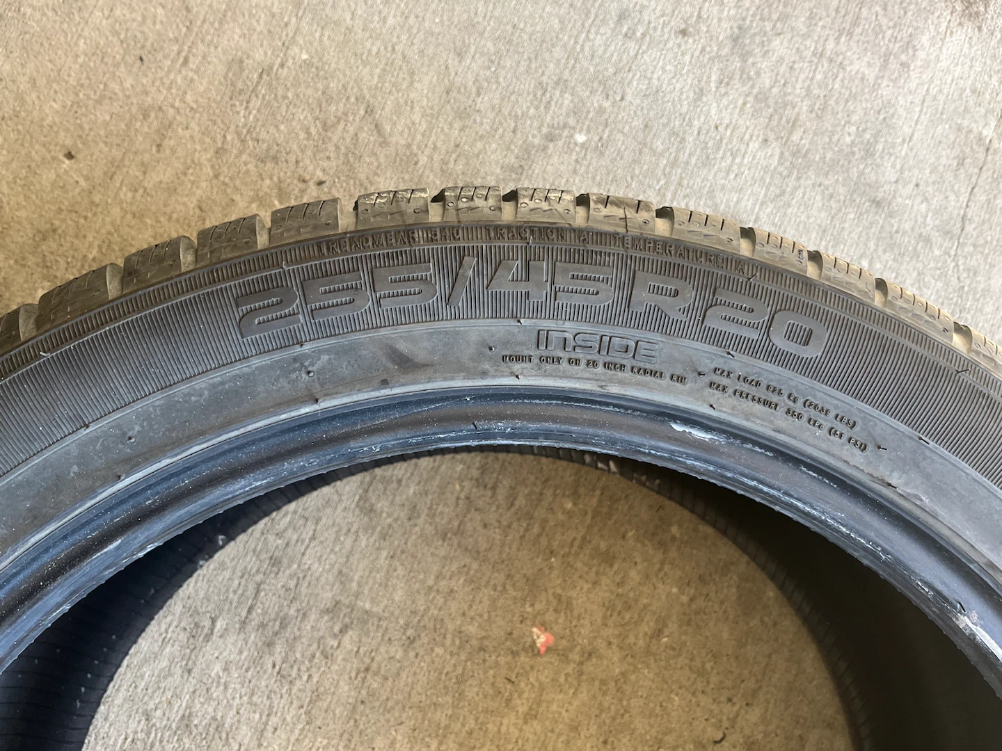 Nokian WR G4 SUV 255/45R20 - photo 4