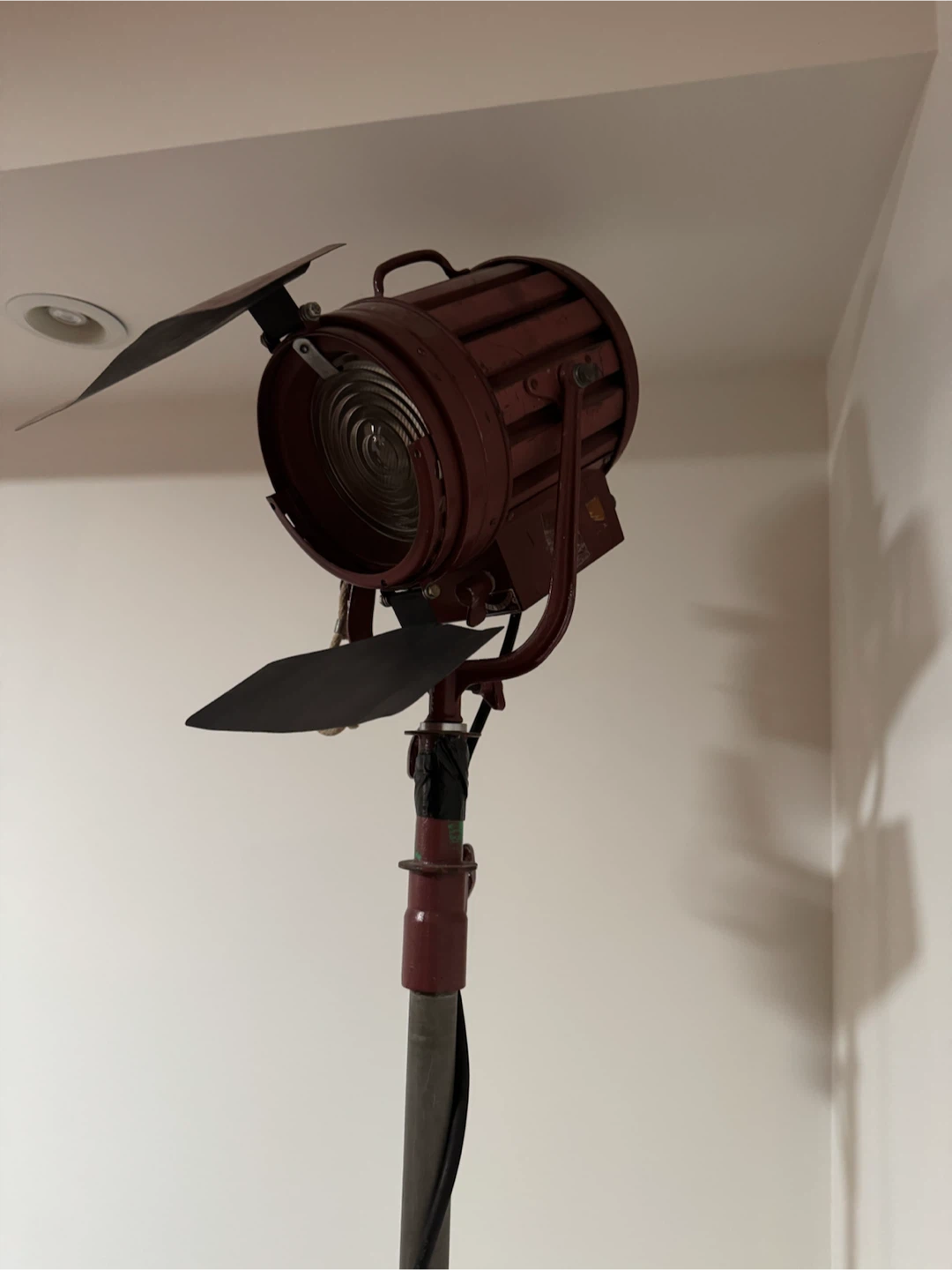 Vintage Film Studio Spotlight / Industrial Floor Lamp - photo 2