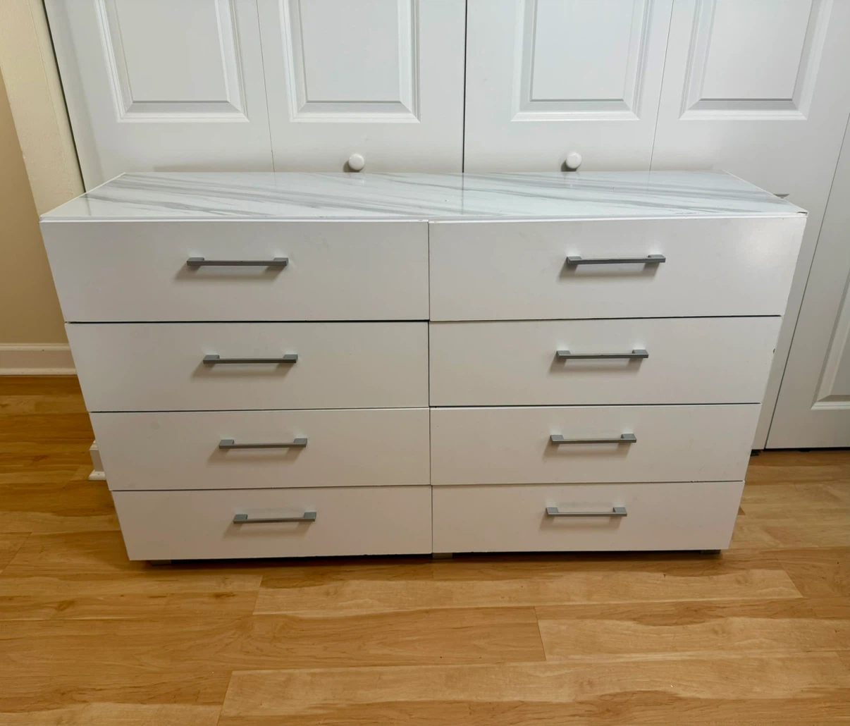 White 8-Drawer Dresser with Marble-Look Top - photo 5