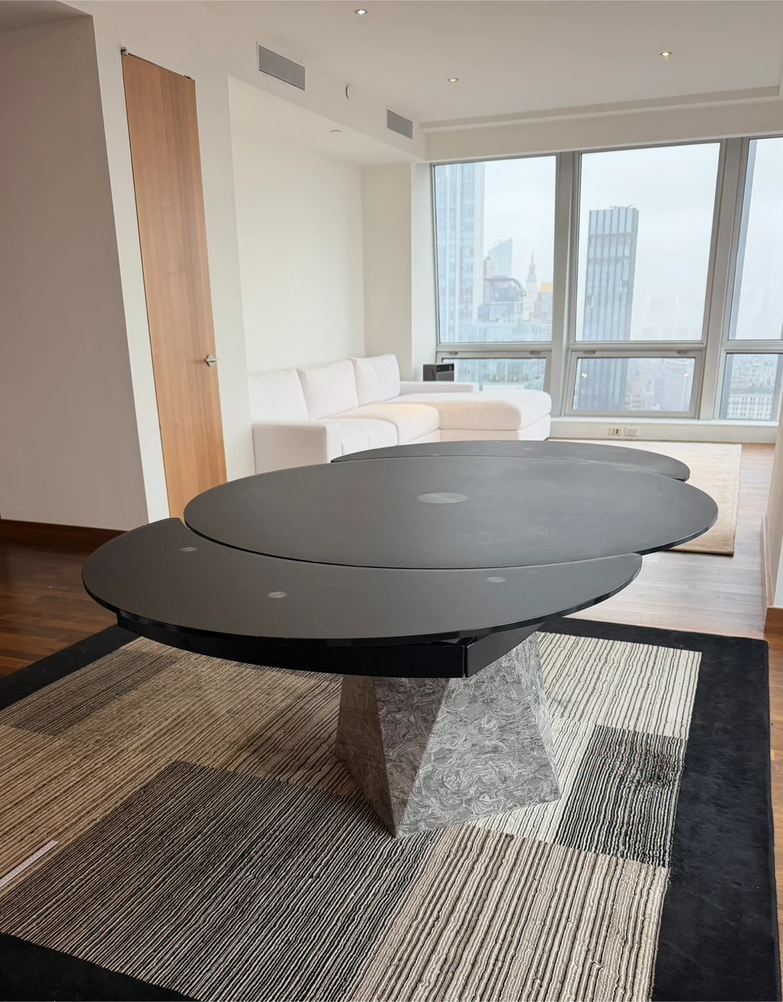 Modern Extendable Dining Table with Geometric Base - photo 4