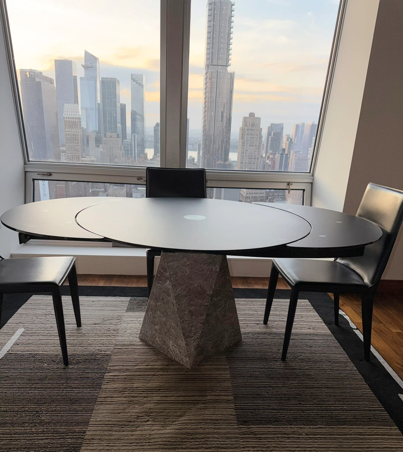 Modern Extendable Dining Table with Geometric Base - photo 5