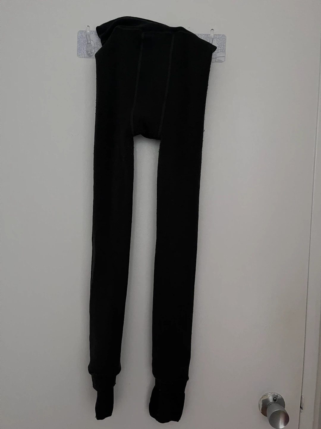 Black fleece-lined leggings ( thermals)