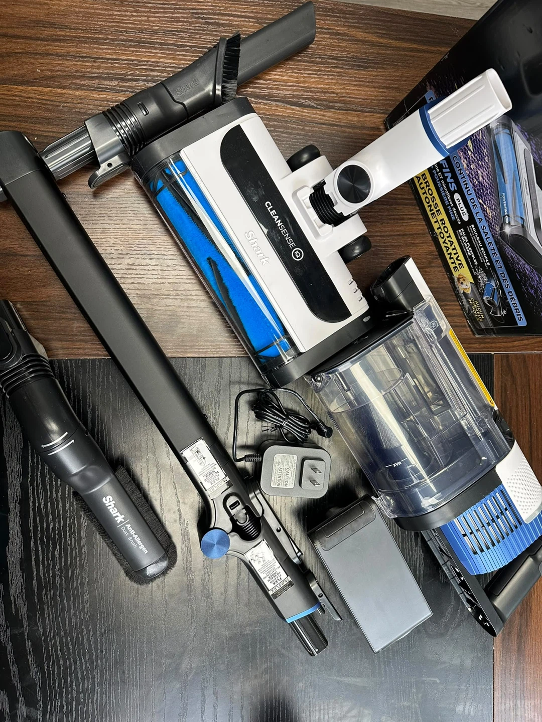 Shark Sans Fil Pro Cordless Vacuum - photo 2